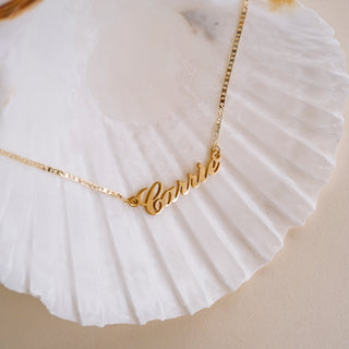 Carrie Name Necklace