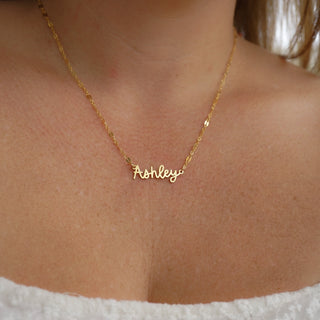 Amalfi Name Necklace