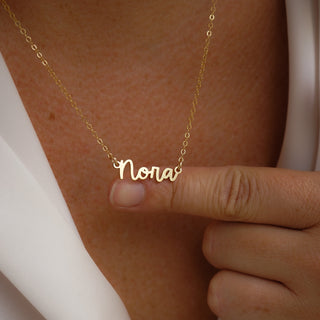 Amalfi Name Necklace