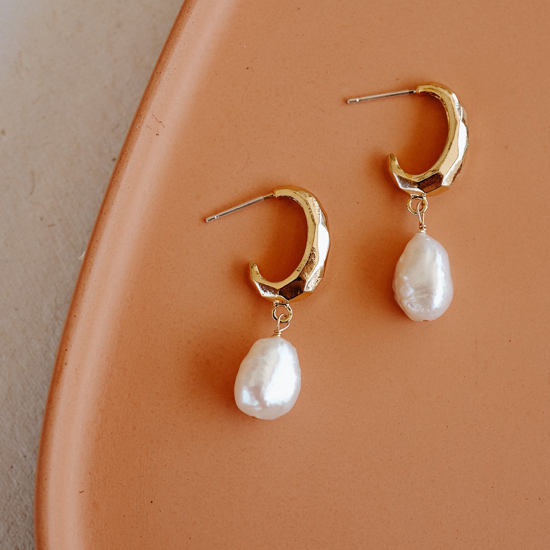 Mila Pearl Hoop Earrings