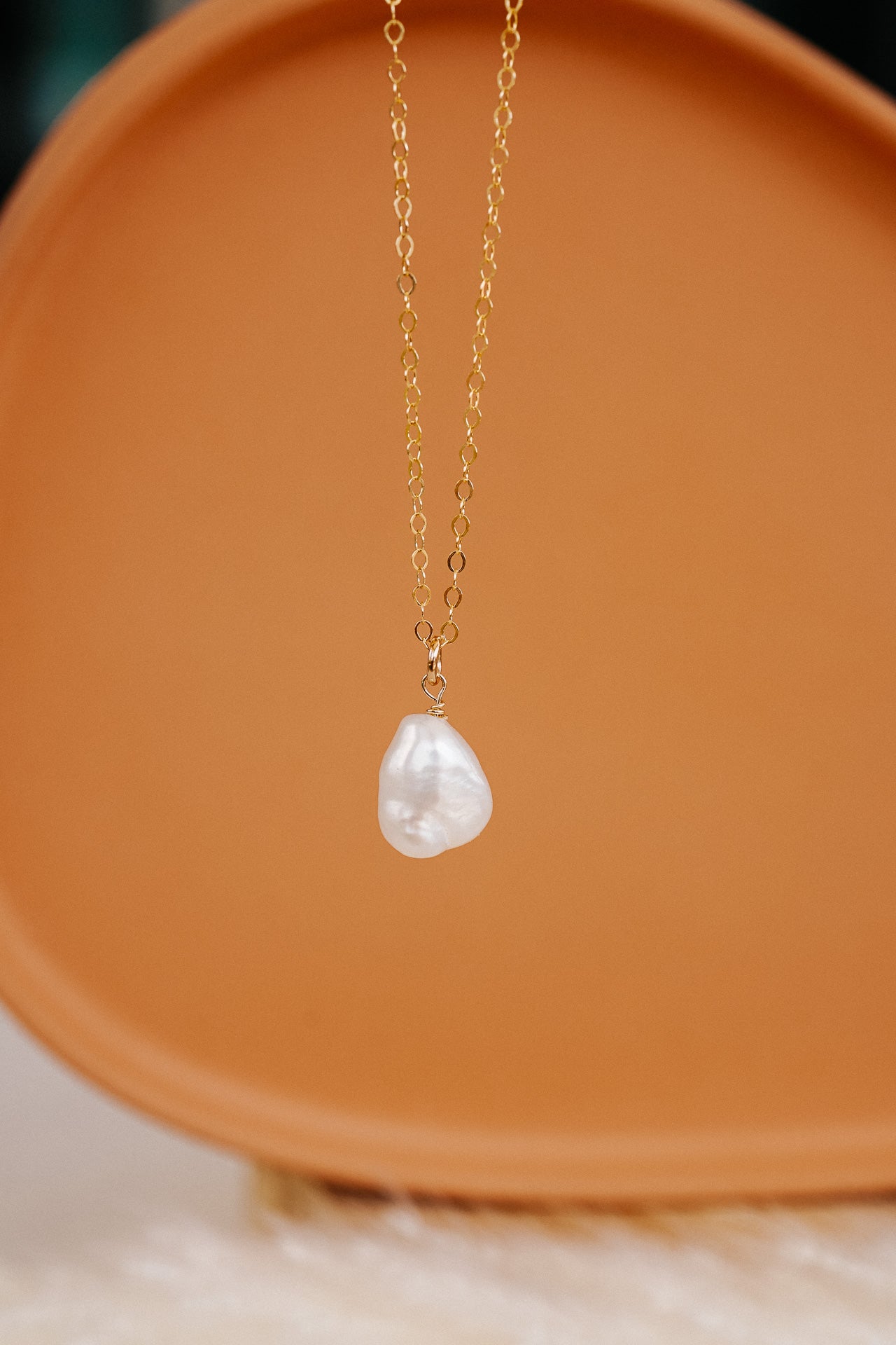 Mila Pearl Necklace