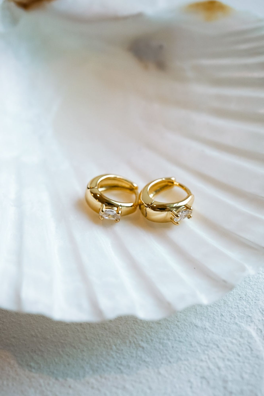 Elle Gold Huggie Hoops