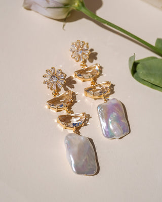 Paige Pearl Earrings