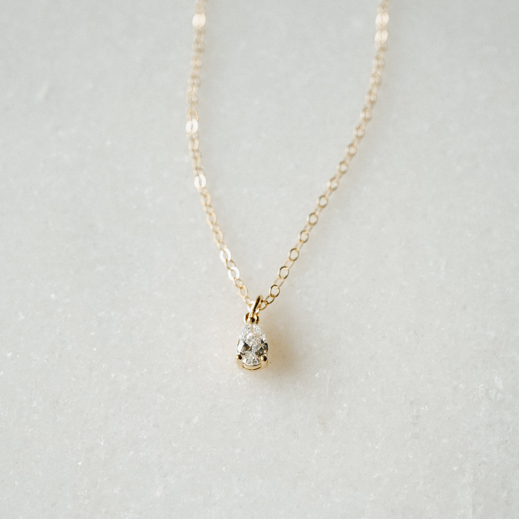 14k Gold Tiny Heart Necklace — Everli Jewelry