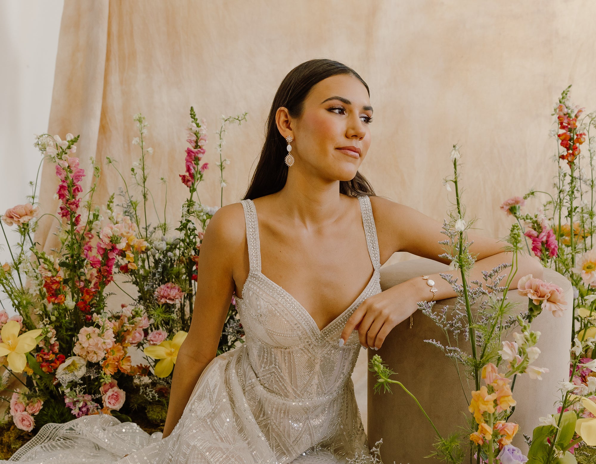 10 Thoughtful Bridesmaid Gifts for Your Bestie: A Curated Guide