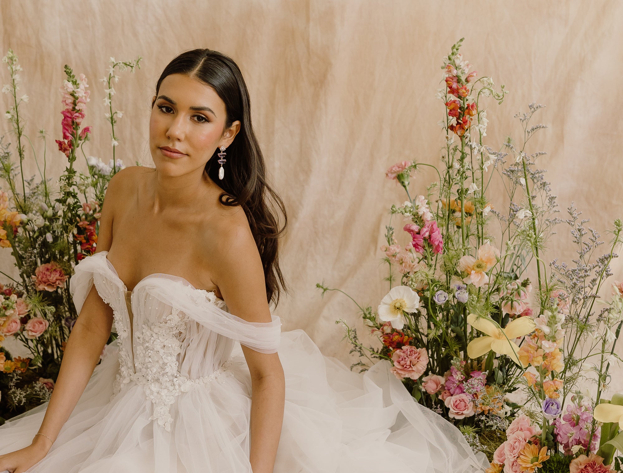 Bridal Jewelry Trends for Summer Weddings: Embrace the Seasonal Elegance