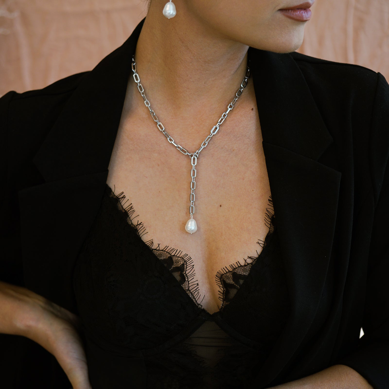 The New Quiet Luxury: Achieving the Old Money Aesthetic with Jewelry