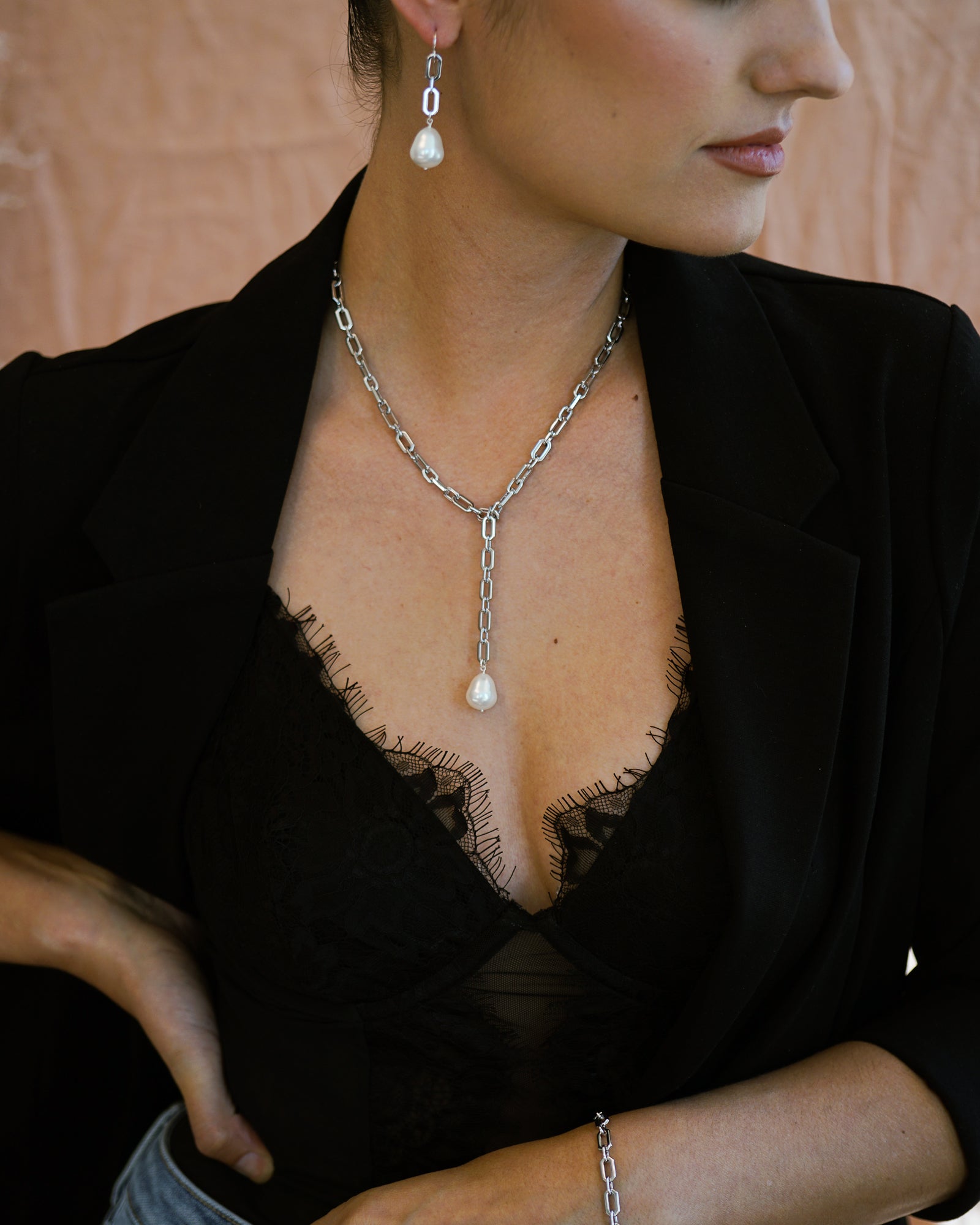 The New Quiet Luxury: Achieving the Old Money Aesthetic with Jewelry