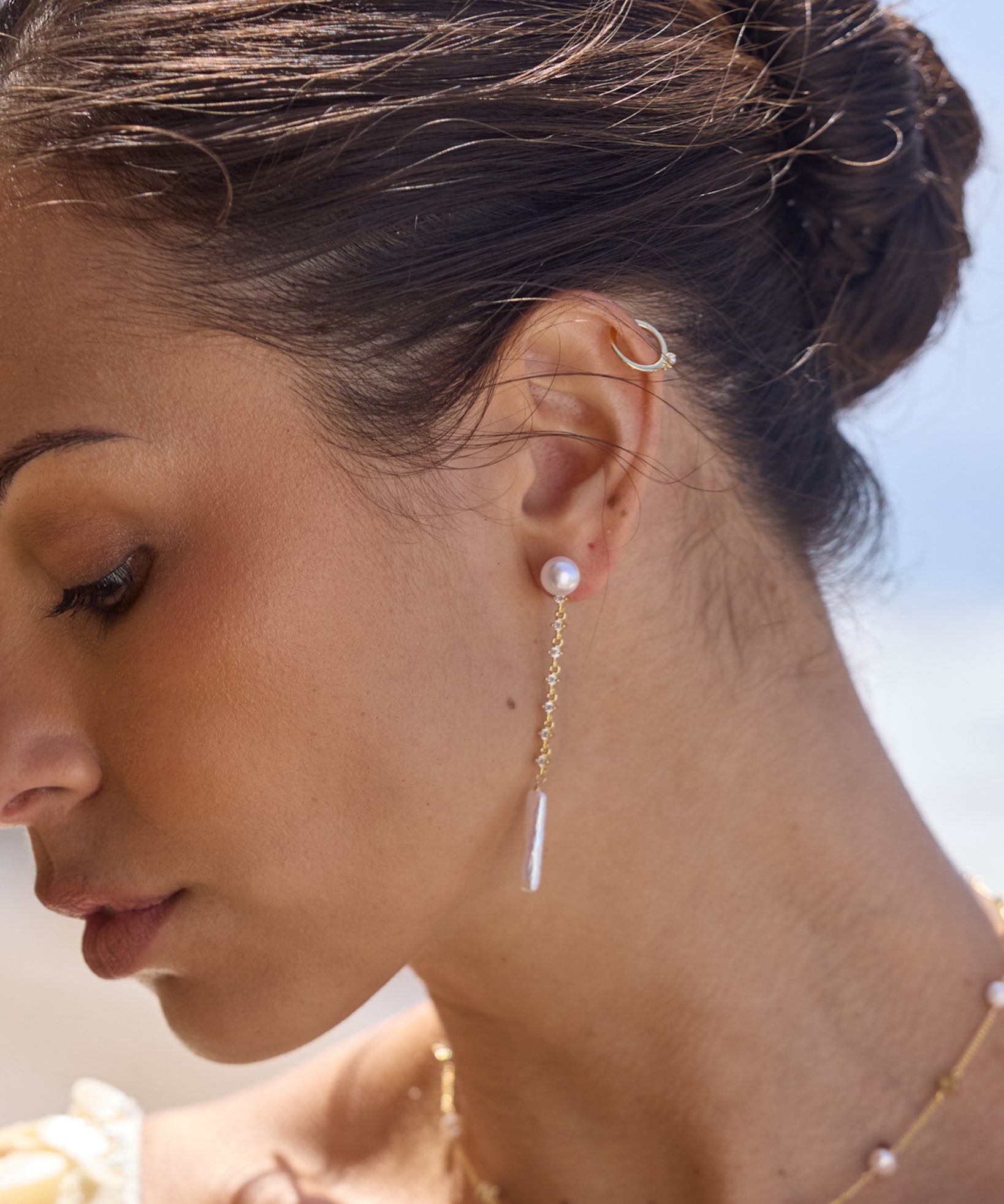 Della Pearl Ear Cuff