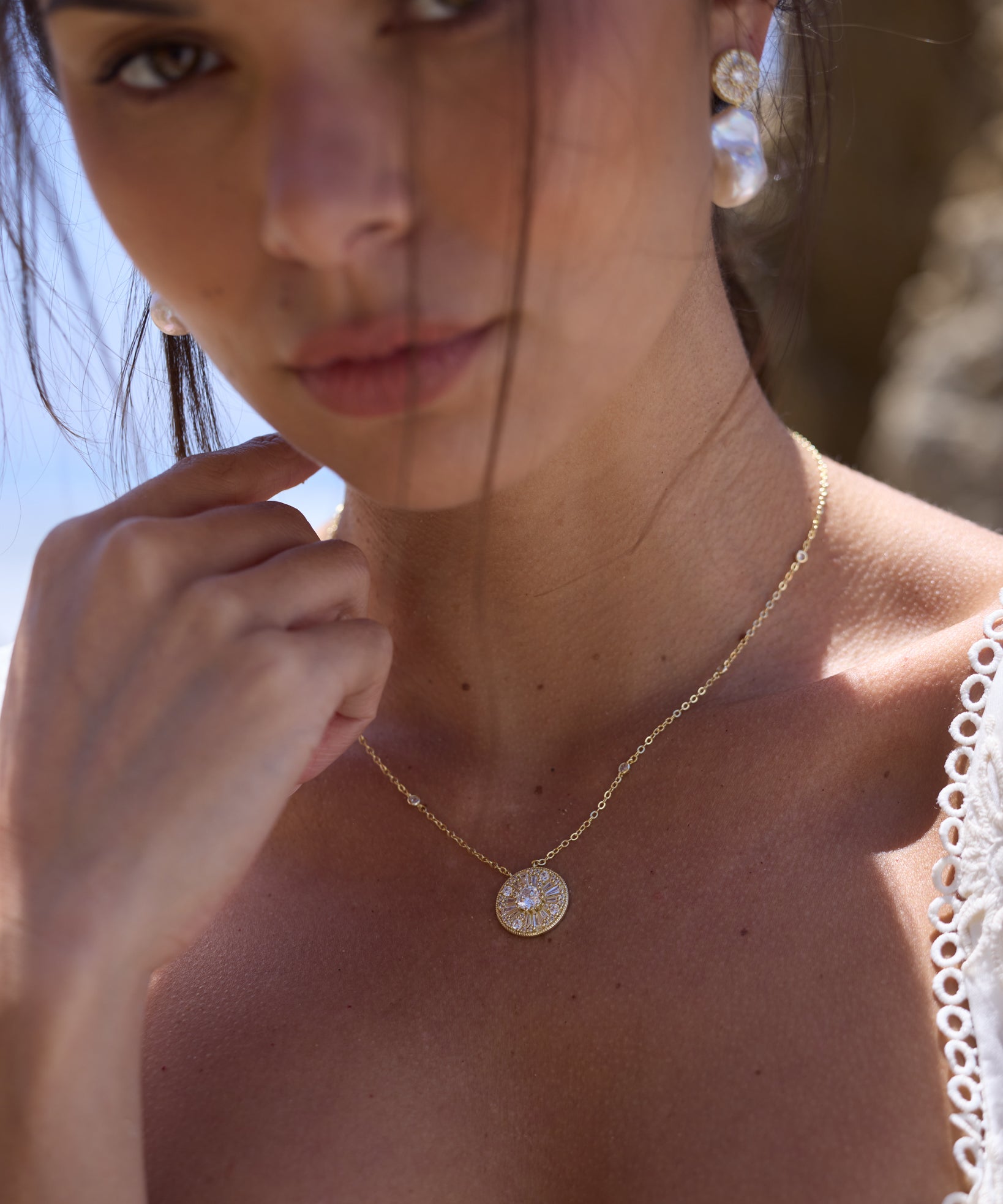 Stella Pendant Necklace