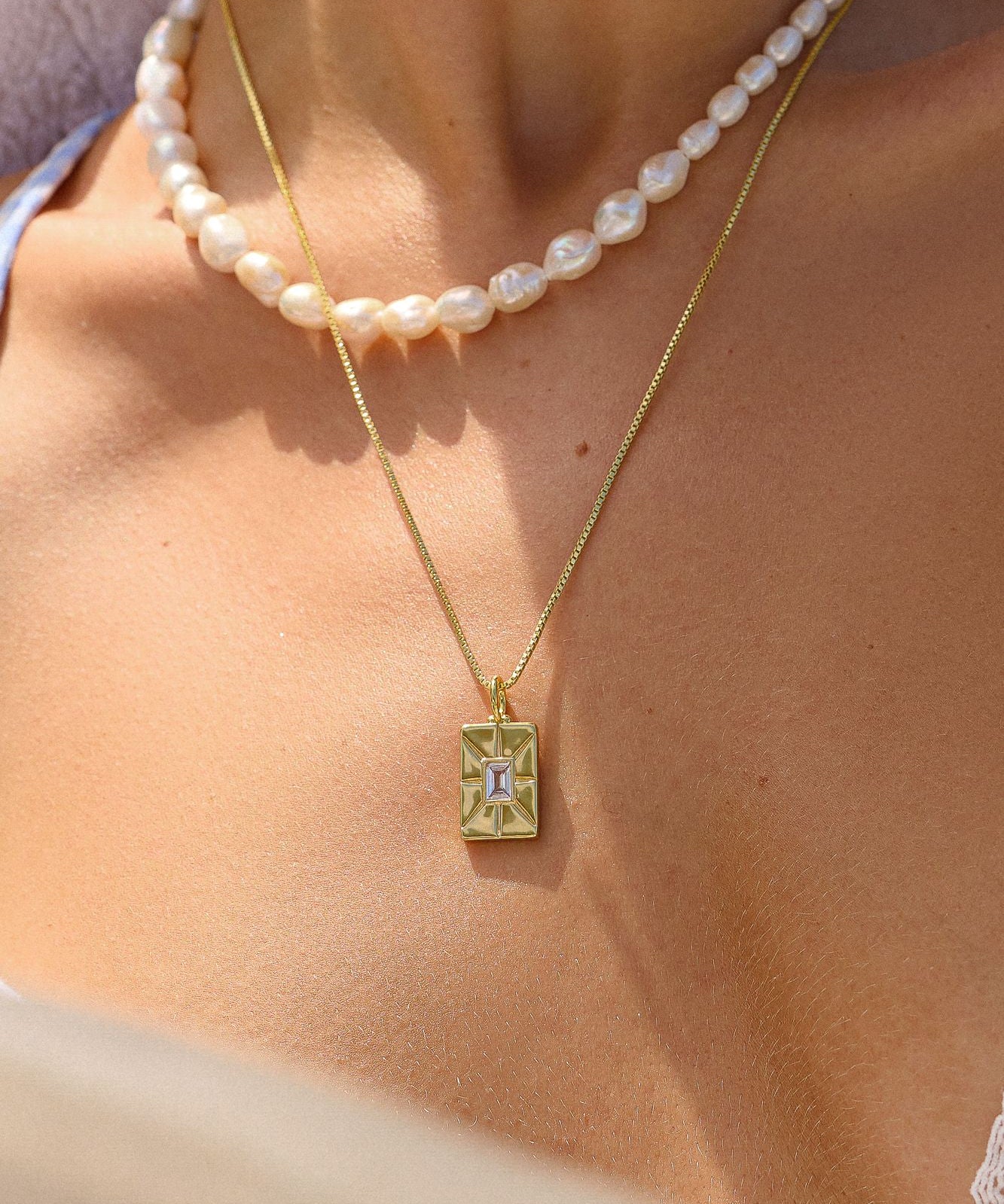 Inner Light Pendant Necklace