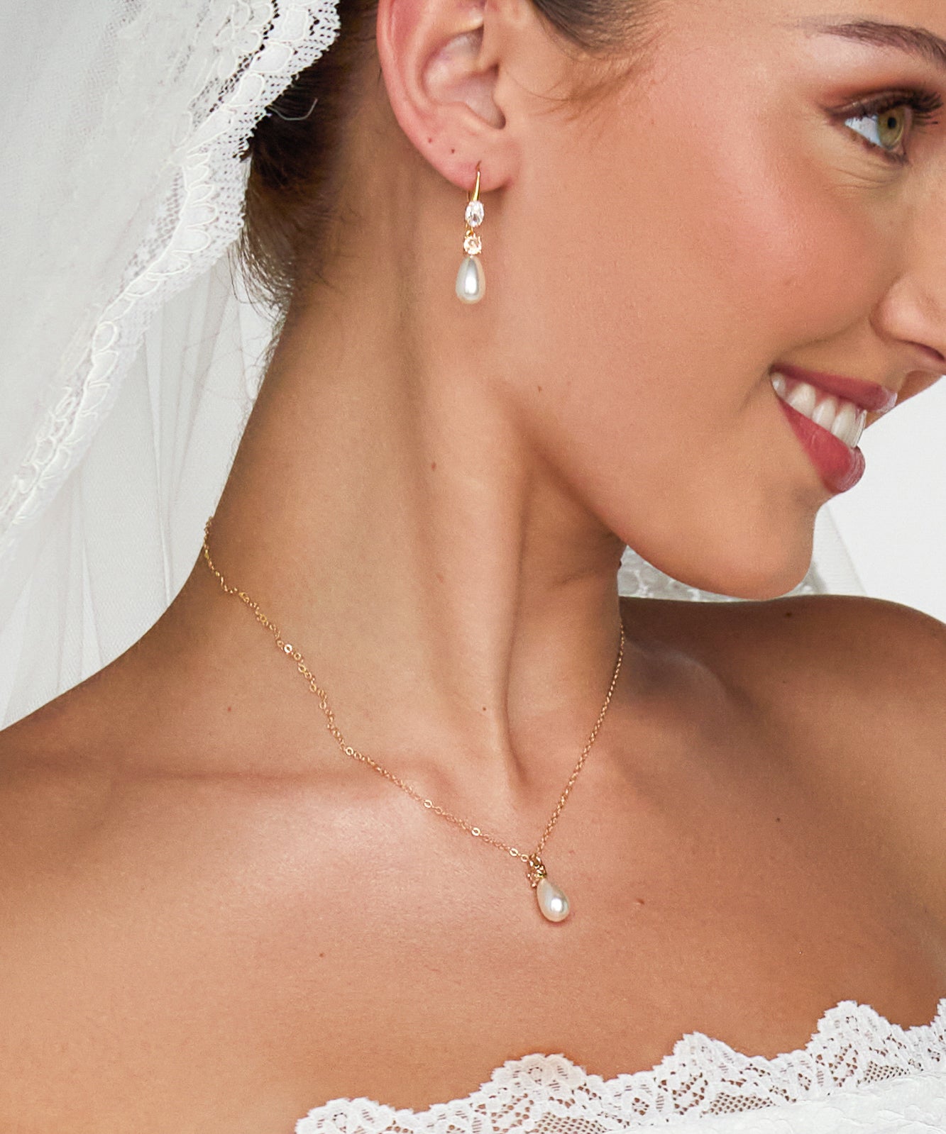 Laurel Teardrop Pearl Necklace - Wander + Lust Jewelry