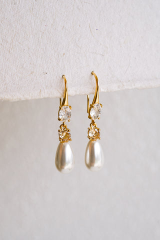 Laurel Teardrop Pearl Earrings