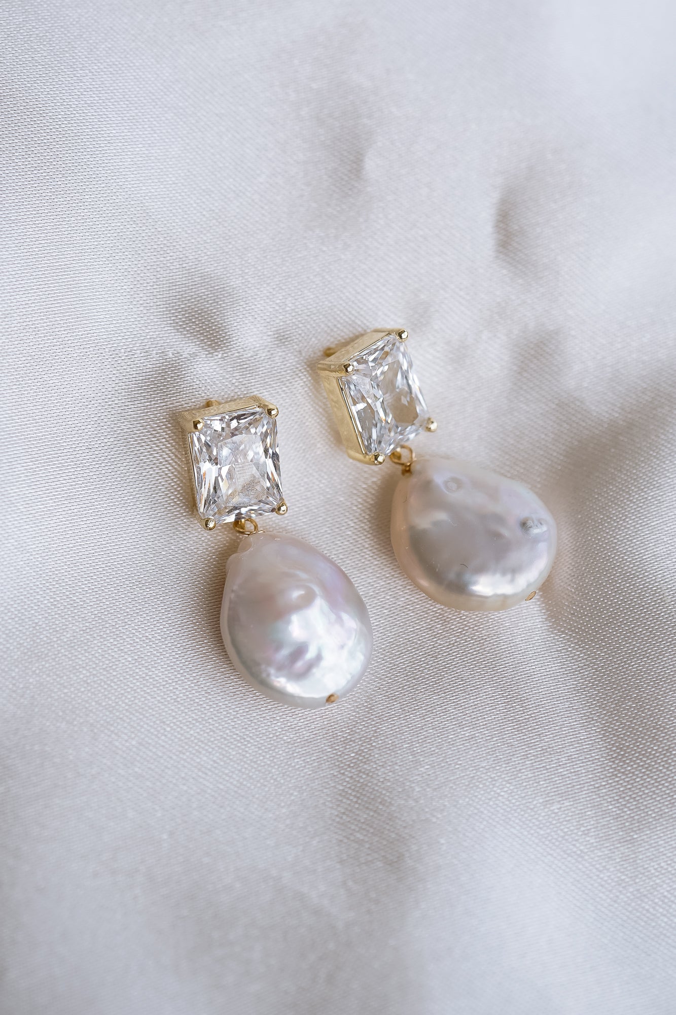 Sofia Pearl Drop Earrings - Wander + Lust Jewelry
