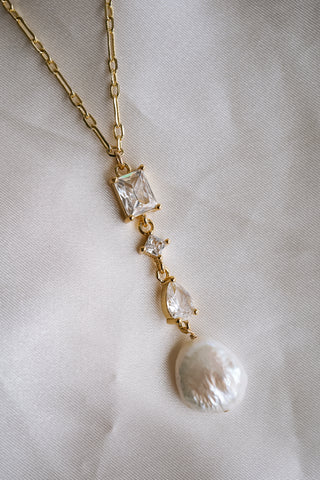Isabelle Pearl Drop Necklace