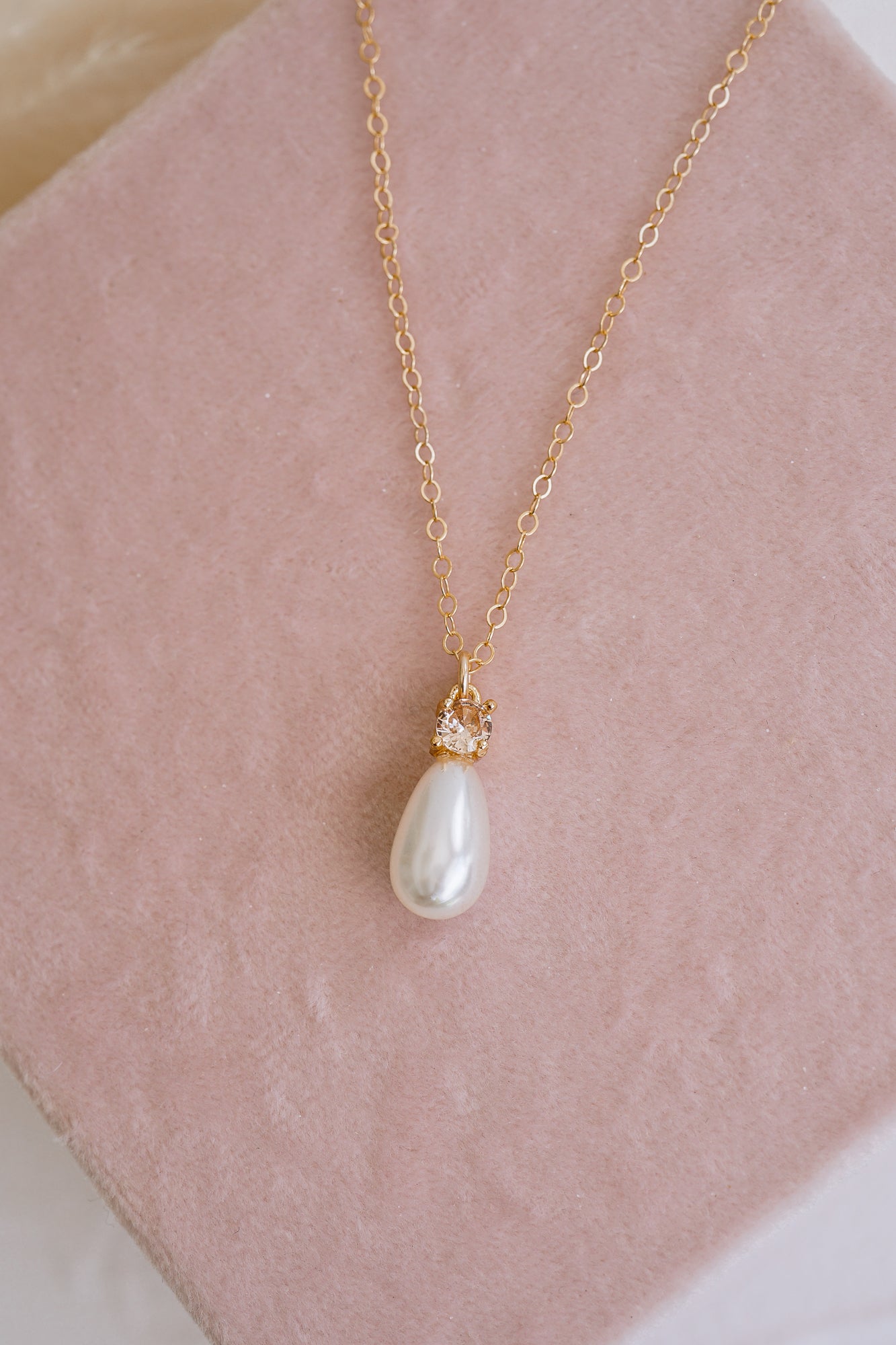 Laurel Teardrop Pearl Necklace - Wander + Lust Jewelry