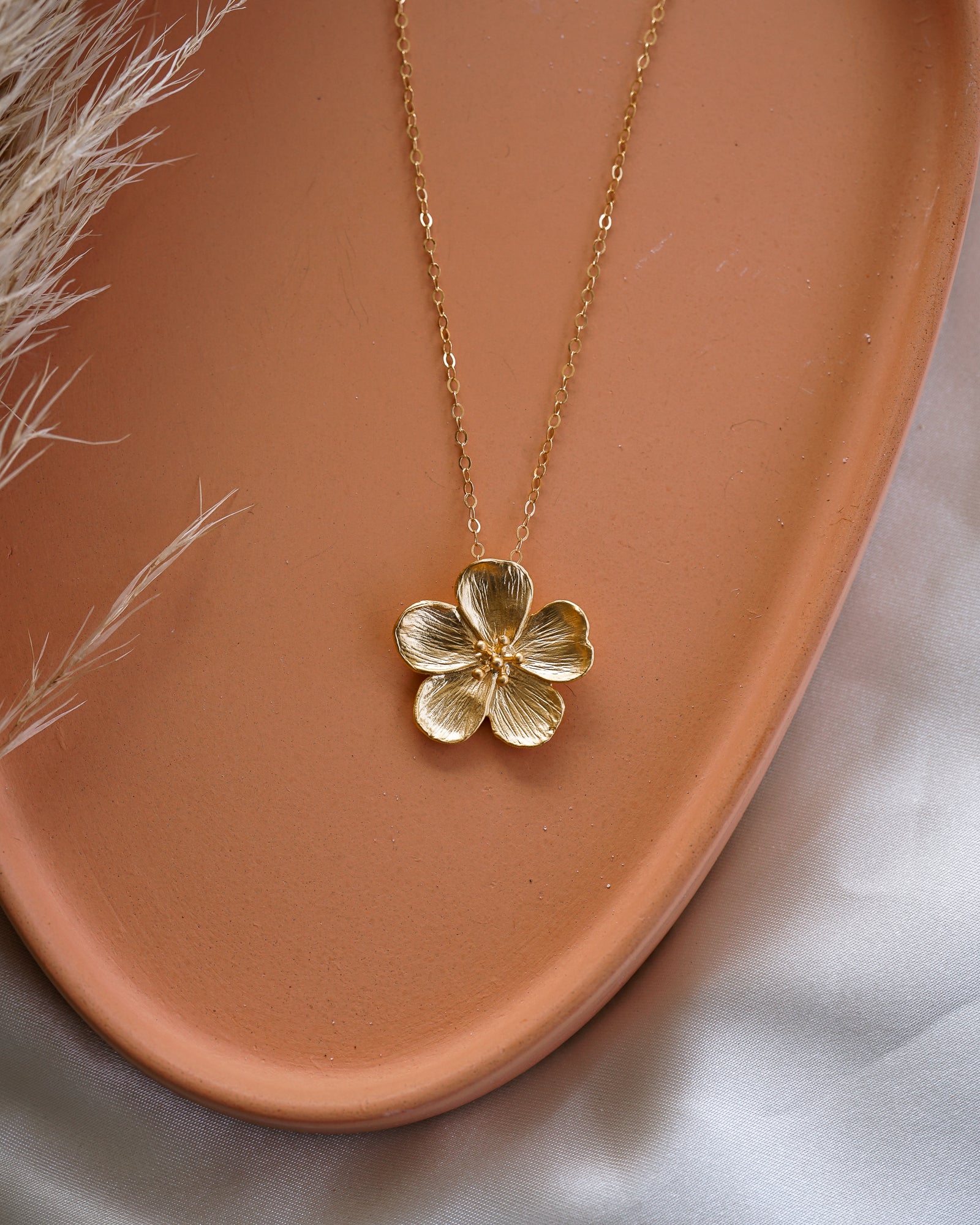 Bloom Gold Necklace - Wander + Lust Jewelry