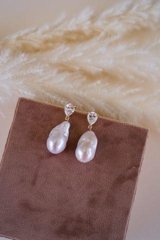 Elowen Baroque Pearl Drop Earrings