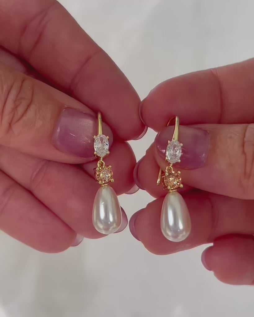 Laurel Teardrop Pearl Earrings — product video