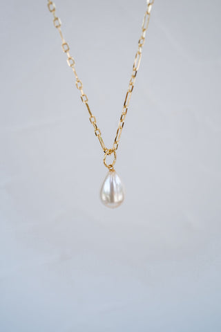 Ella Teardrop Pearl Necklace