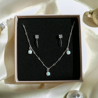 Chic Necklace and Earrings Gift Set