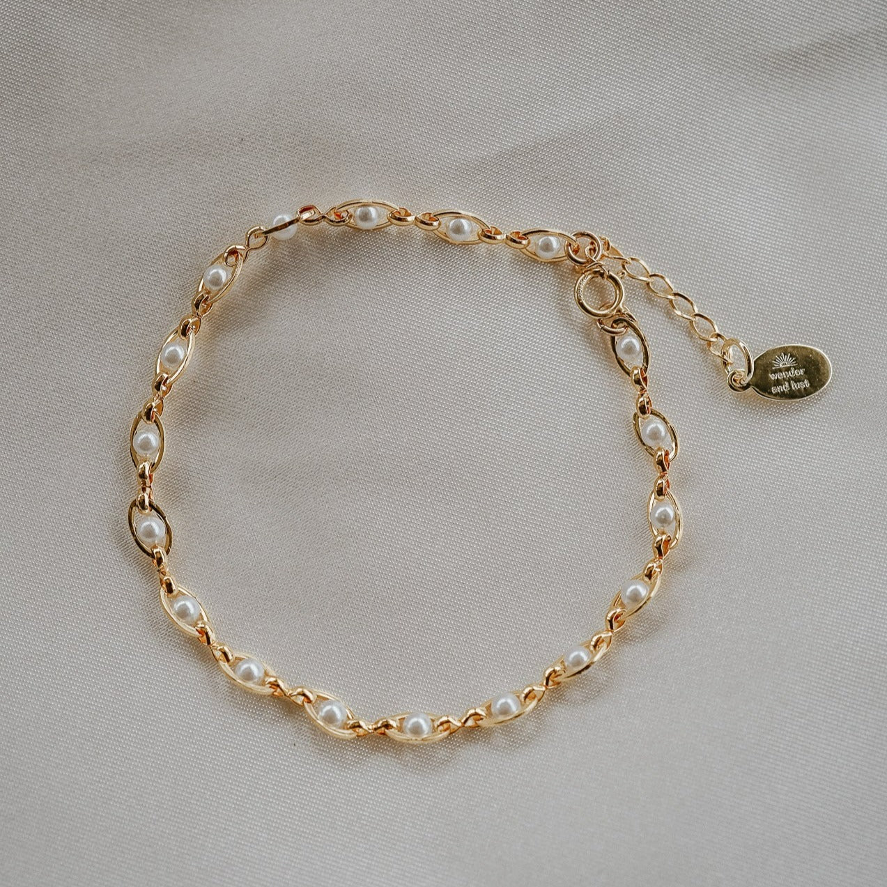 Pippa Pearl Bracelet - Wander + Lust Jewelry