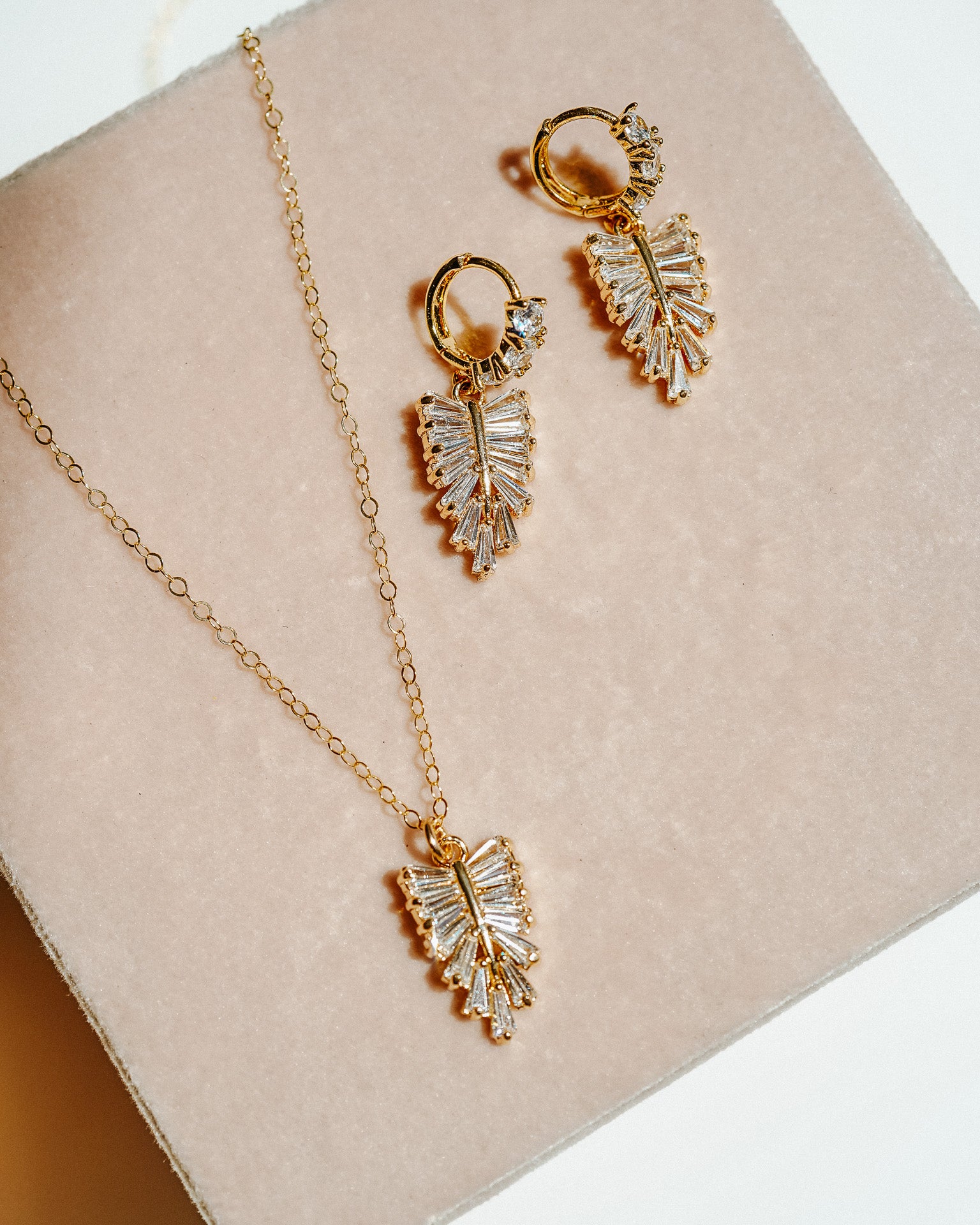 Beverly Leaf Necklace - Wander + Lust Jewelry