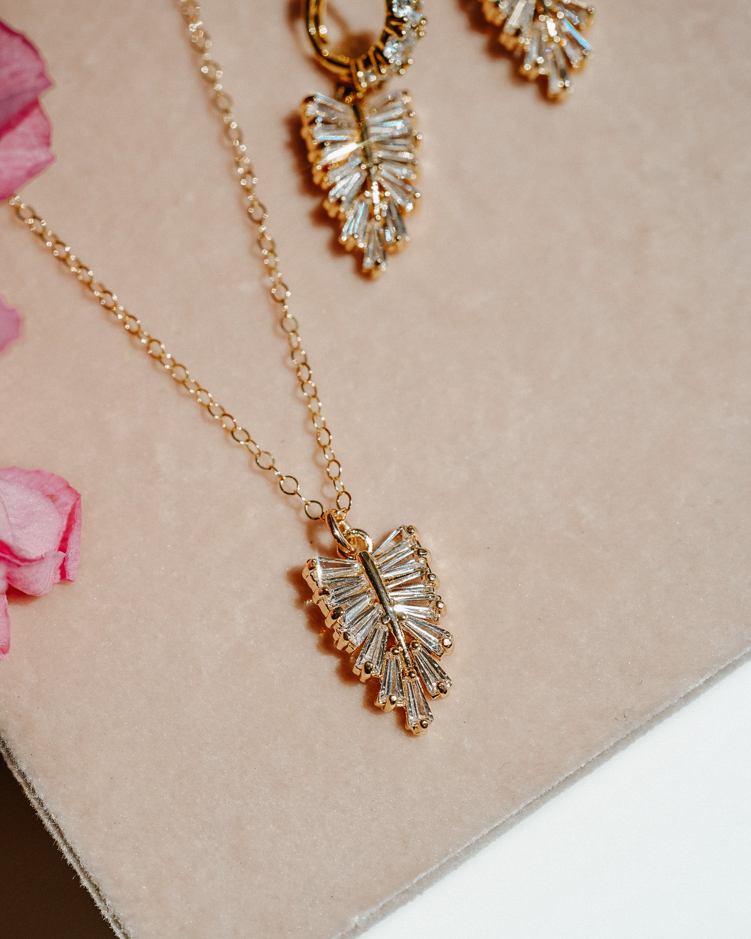 Beverly Leaf Necklace - Wander + Lust Jewelry