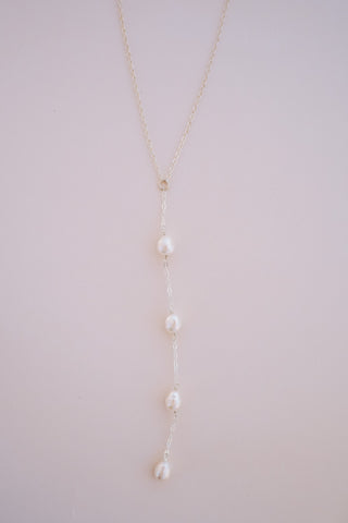 Daisy Pearl Drop Necklace