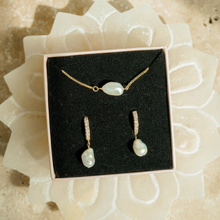 Pearl Lover's Jewelry Set