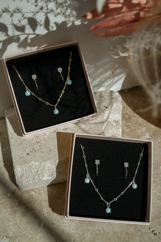 Chic Necklace and Earrings Gift Set