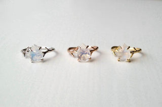 Moonstone Rings in silver, rose gold or yellow gold